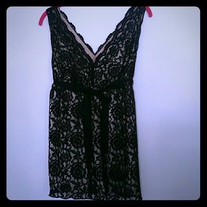 Banana Republic Black Lace Sleeveless Blouse